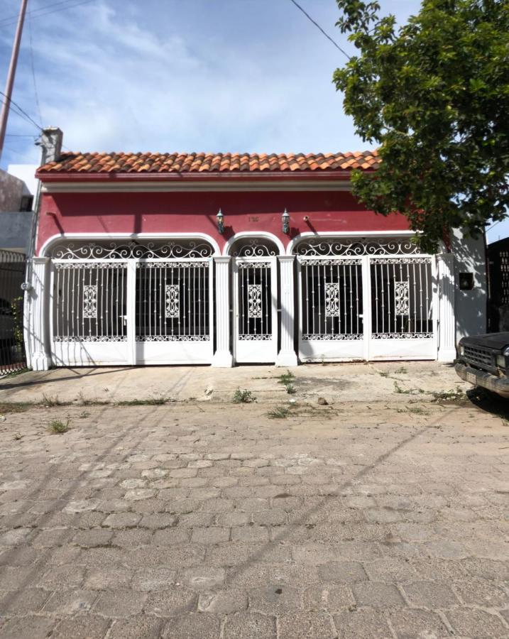 Mini Hostal Cultural De Mazatlan Exterior photo